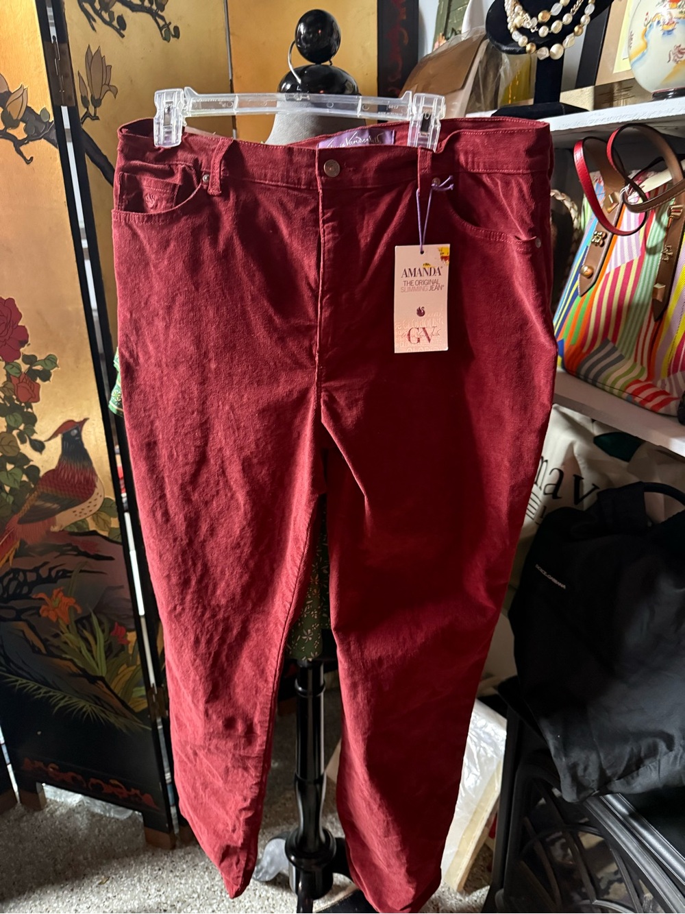 Gloria Vanderbilt Straight Leg Pants in Deep Burgundy Red